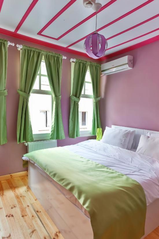 Lale Inn Ortakoey Istanbul Bagian luar foto